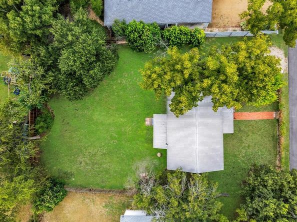 126 N Potter Street , Cedar Hill Texas 75104
