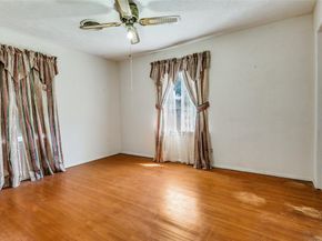 1542 W 5th Street , Irving Texas 75060