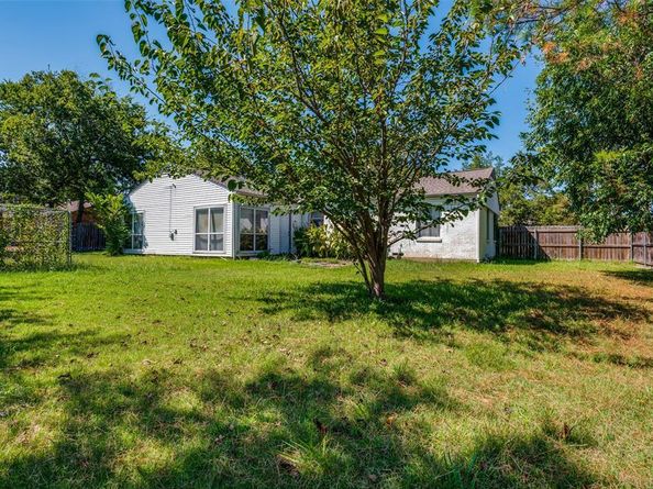 1542 W 5th Street , Irving Texas 75060