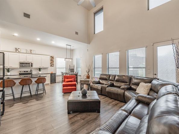 4116  Swinley Forest Drive , Arlington Texas 76017