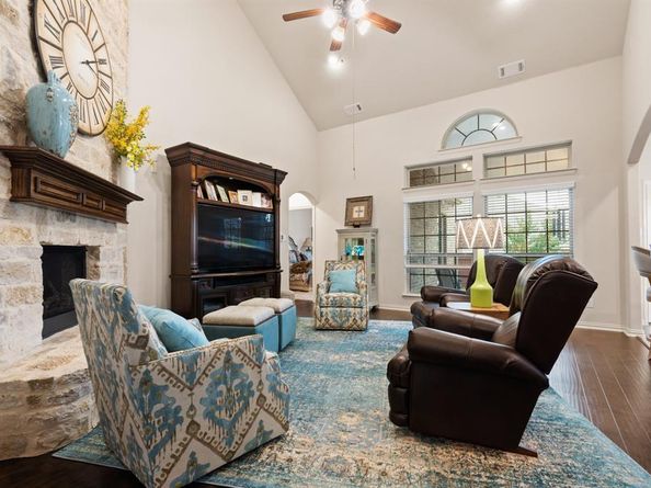 1612  Scarlet Crown Drive , Fort Worth Texas 76177