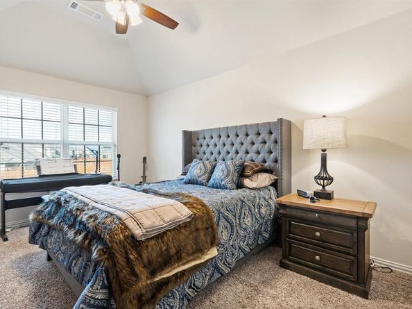 1612  Scarlet Crown Drive , Fort Worth Texas 76177