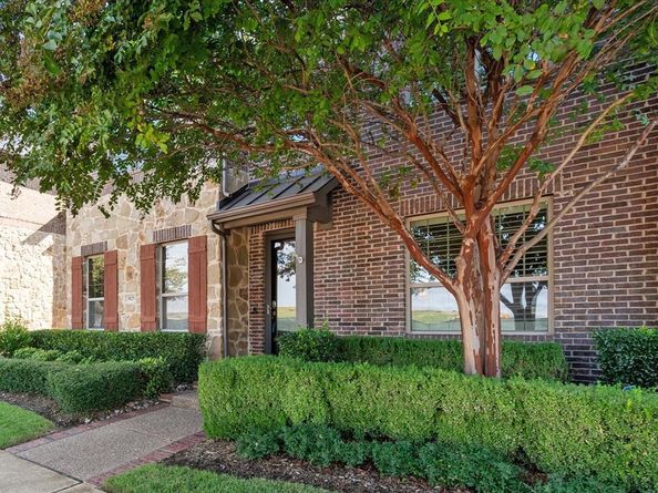 3825  Cascade Sky Drive , Arlington Texas 76005