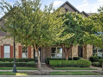 3825  Cascade Sky Drive 
