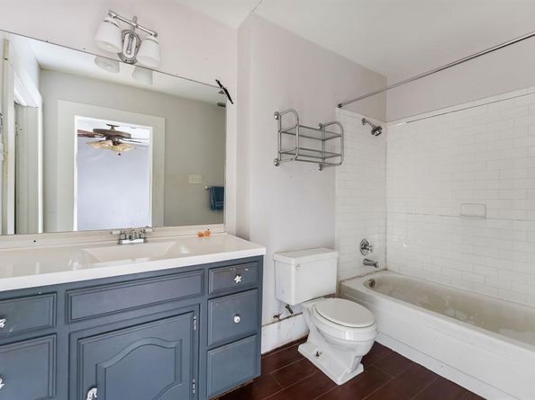 4403  Sycamore Street , Dallas Texas 75204