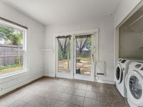 4403  Sycamore Street , Dallas Texas 75204