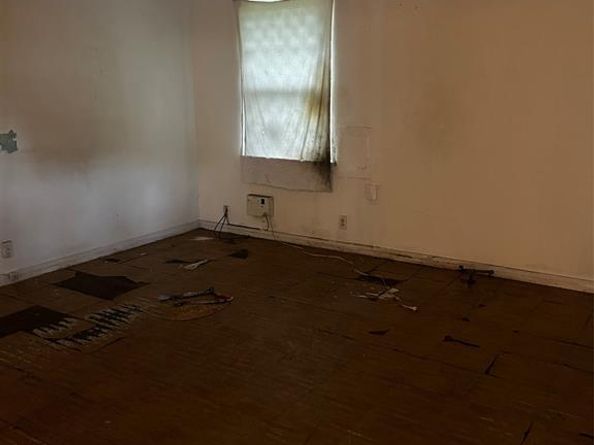 2666  Downing Avenue , Dallas Texas 75216