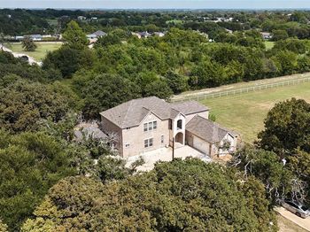 801  Applegate Drive 