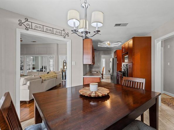 607  Whistler Drive , Arlington Texas 76006