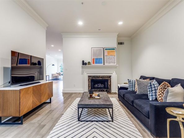 3303  Blackburn Street  203, Dallas Texas 75204