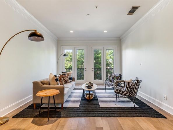 3303  Blackburn Street  203, Dallas Texas 75204