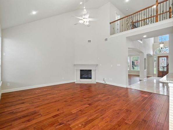 9126  Jasmine Lane , Irving Texas 75063