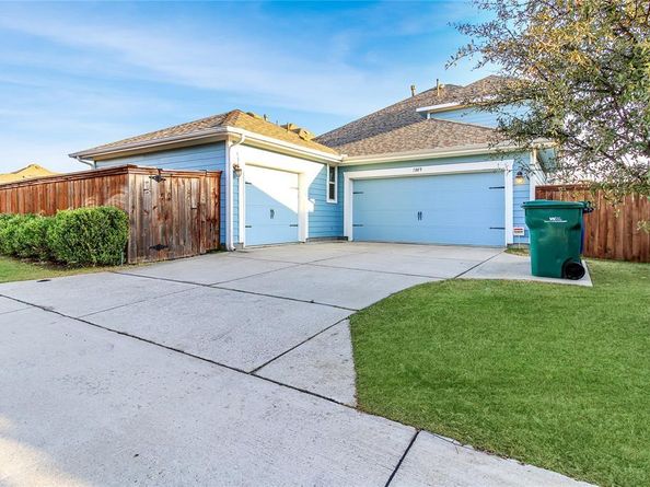 1009  Peacock Boulevard , Carrollton Texas 75007