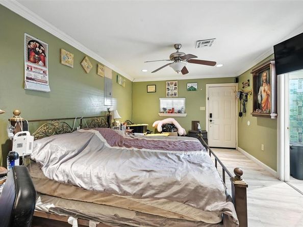 3534  Royal Lane , Dallas Texas 75229