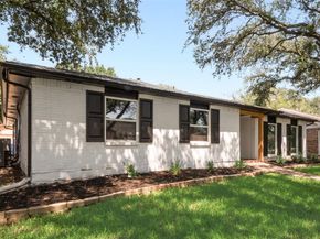 1825  Chamberlain Drive , Carrollton Texas 75007