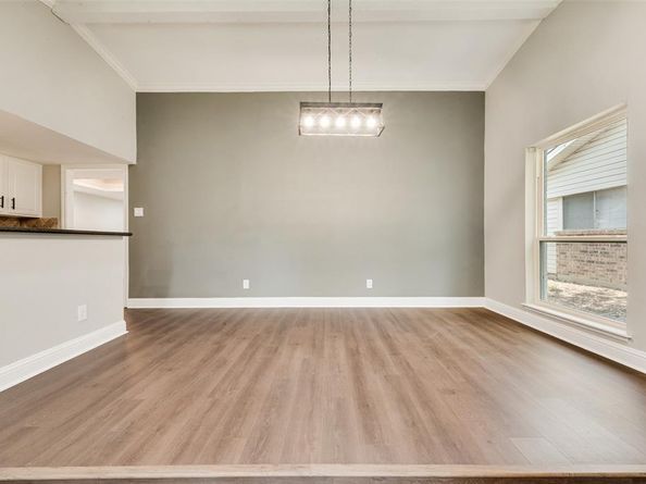 1825  Chamberlain Drive , Carrollton Texas 75007