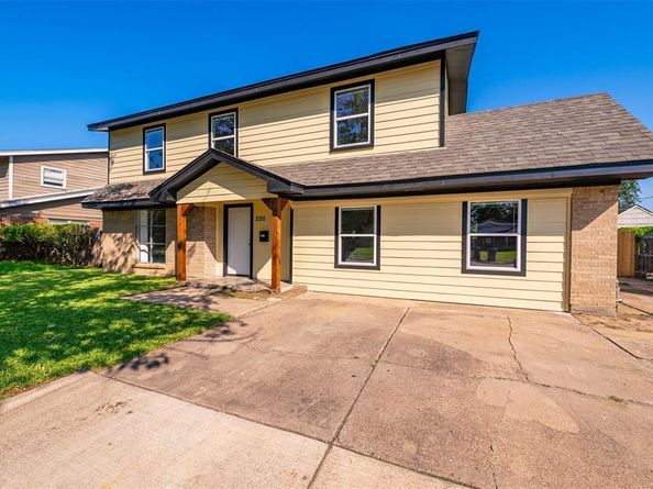 2311 E Mitchell Street , Arlington Texas 76010
