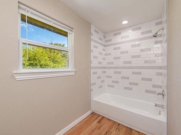 2311 E Mitchell Street , Arlington Texas 76010