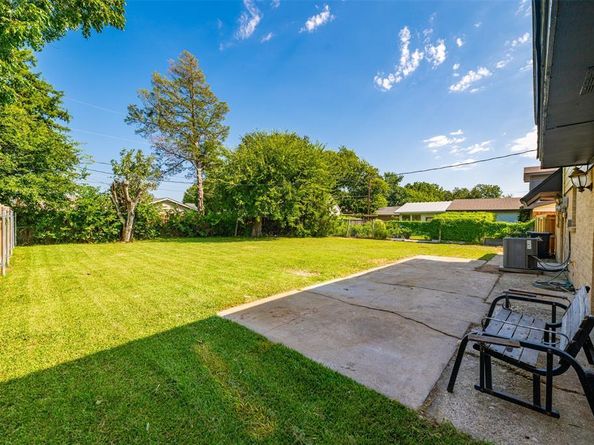 2311 E Mitchell Street , Arlington Texas 76010
