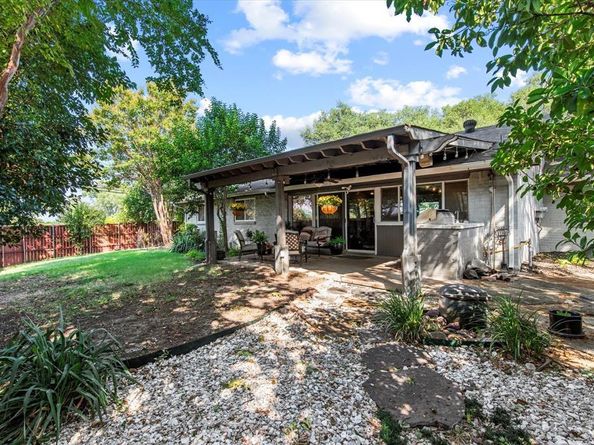 3708  Crown Shore Drive , Dallas Texas 75244