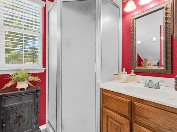 626  Briar Court , Kennedale Texas 76060