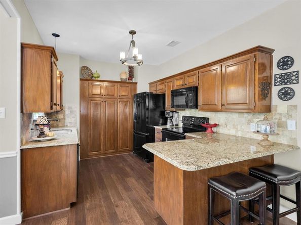 626  Briar Court , Kennedale Texas 76060