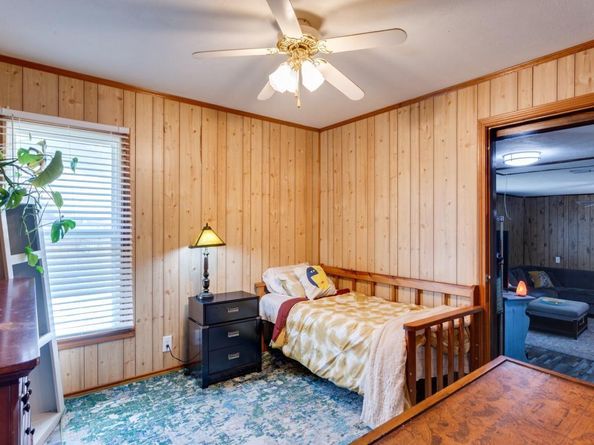 429  Harmon Road , Hurst Texas 76053