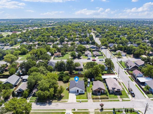 1408 E Myrtle Street , Fort Worth Texas 76104