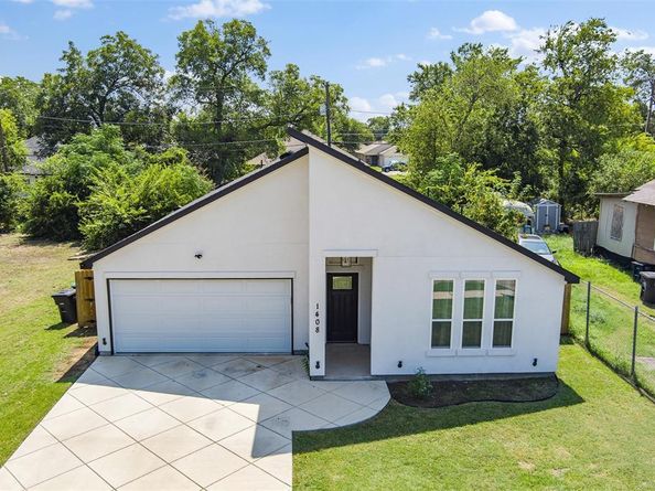 1408 E Myrtle Street , Fort Worth Texas 76104