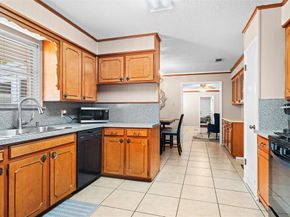 5005  South Drive , Fort Worth Texas 76132