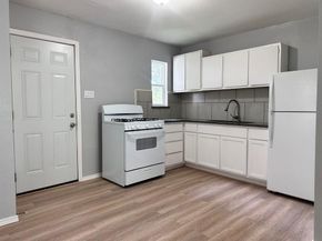 133 E Taylor Drive , Garland Texas 75040