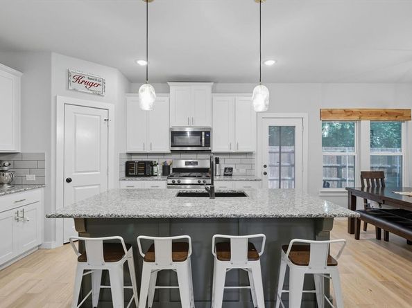 2209  Chebi Lane , Denton Texas 76209