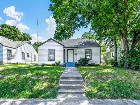 504 E Robert Street , Fort Worth Texas 76104