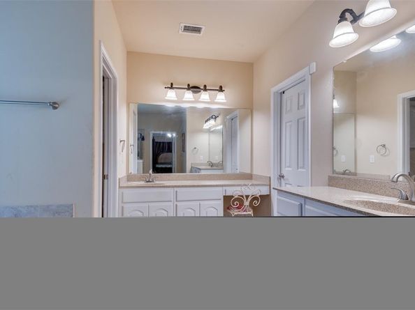 7311  Padilla  , Grand Prairie Texas 75054