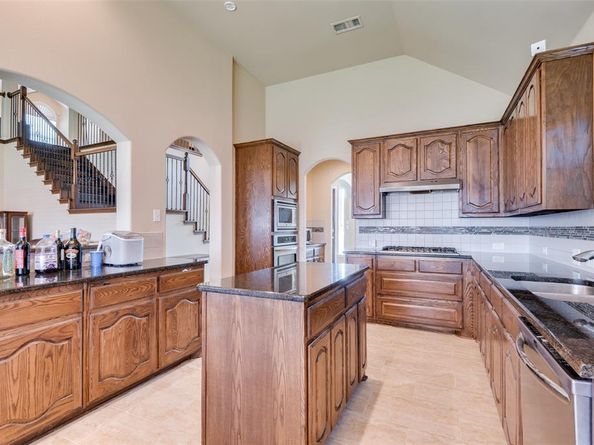 7311  Padilla  , Grand Prairie Texas 75054