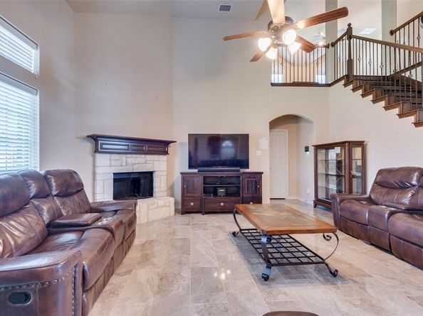 7311  Padilla  , Grand Prairie Texas 75054
