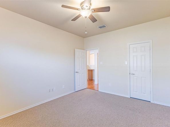 1032  Bending Oak Drive , Cedar Hill Texas 75104