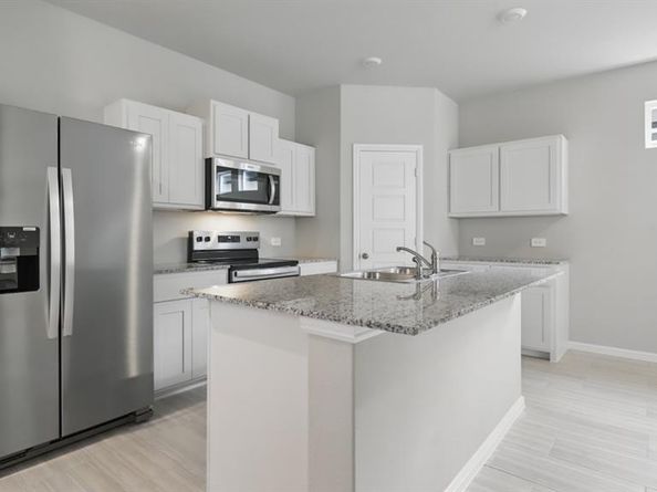 3052  PECAN FARM Lane , Fort Worth Texas 76140