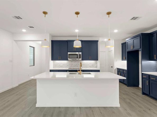 6918  Terlingua  , Dallas Texas 75228