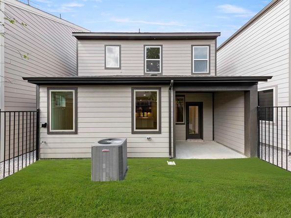 6918  Terlingua  , Dallas Texas 75228