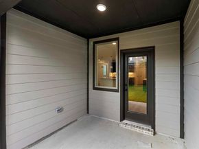 6918  Terlingua  , Dallas Texas 75228