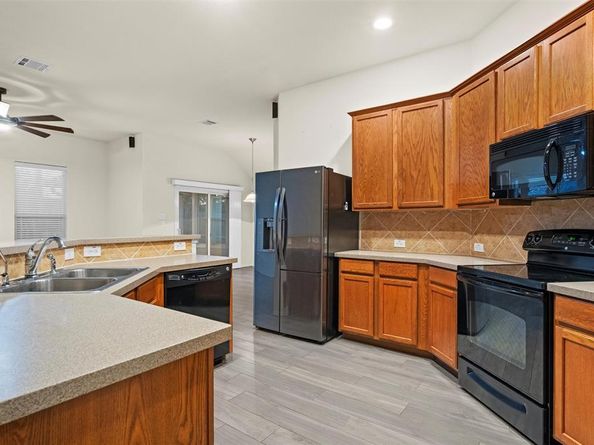 15651  Gatehouse Drive , Fort Worth Texas 76262