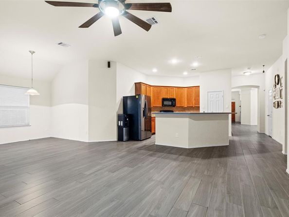 15651  Gatehouse Drive , Fort Worth Texas 76262