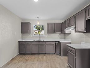 2115  Chatham Square  , Dallas Texas 75227