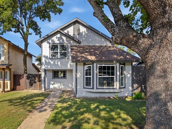 2115  Chatham Square  , Dallas Texas 75227