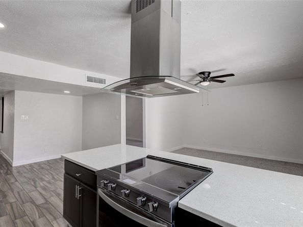 7302  Flameleaf Place , Dallas Texas 75249