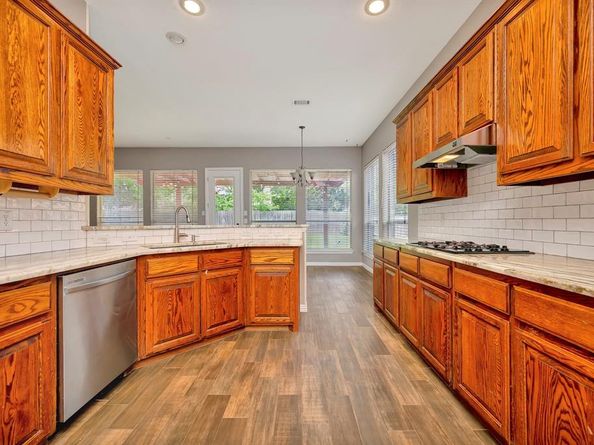 3905  Vernon Way , Fort Worth Texas 76244