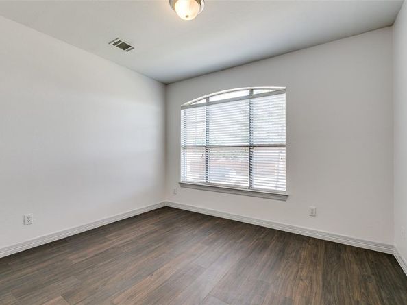 4328  Oak Bluff Lane , Sachse Texas 75048