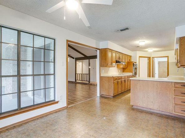7748  Skylake Drive , Fort Worth Texas 76179