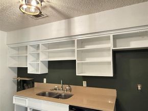 2621  Trinity Street , Irving Texas 75062